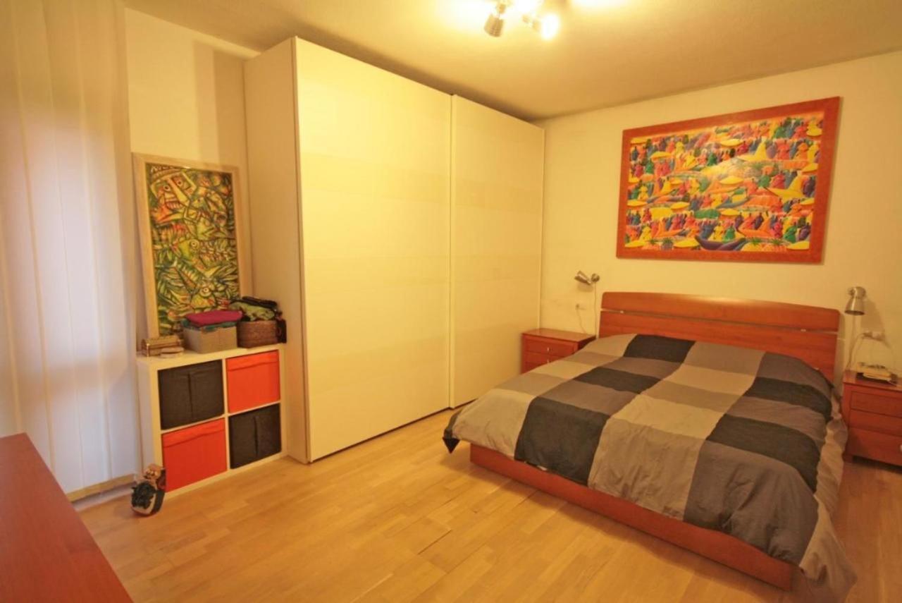 Comodo Appartamento Casa Razzoli Palau Exteriör bild