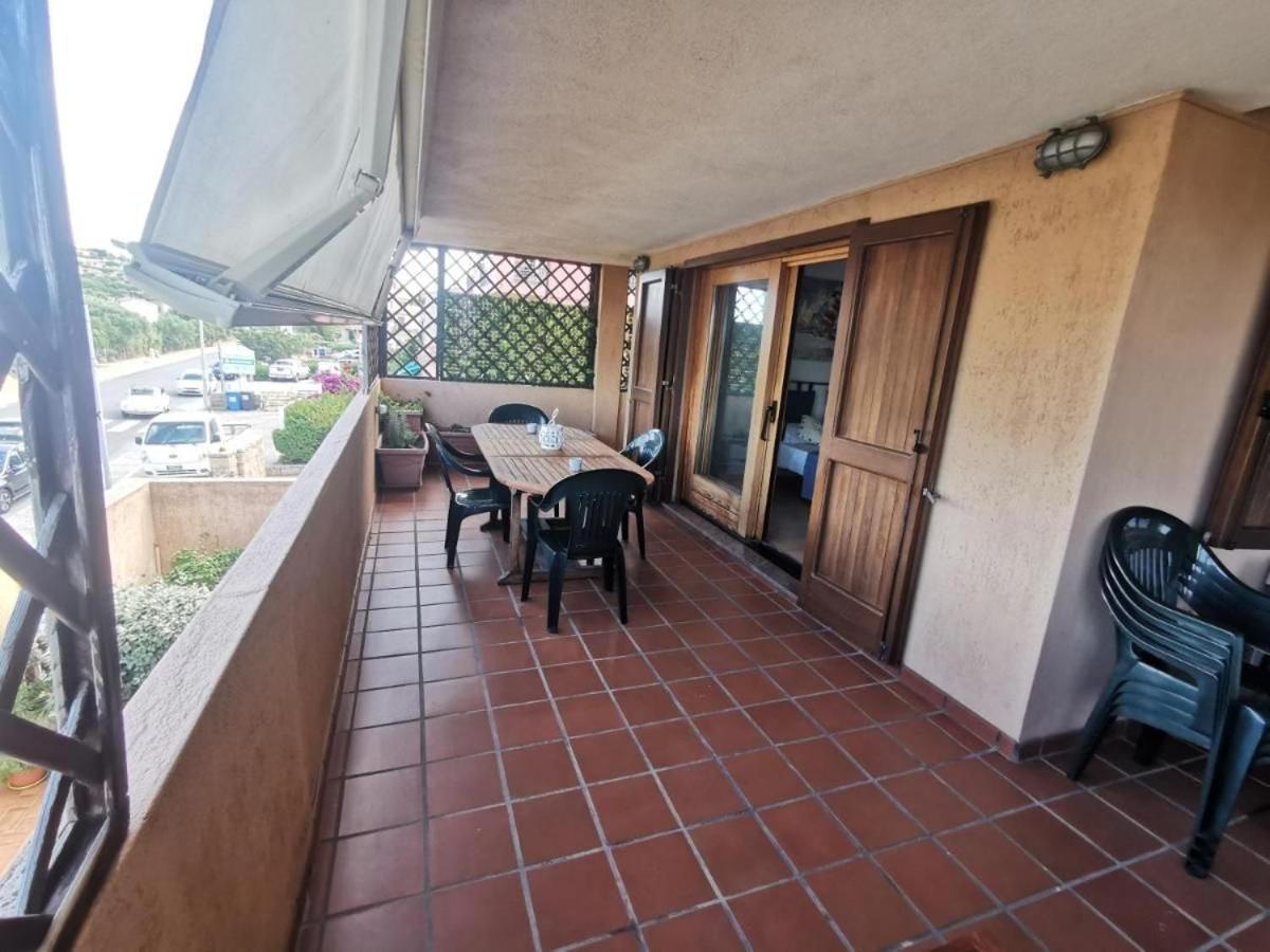 Comodo Appartamento Casa Razzoli Palau Exteriör bild