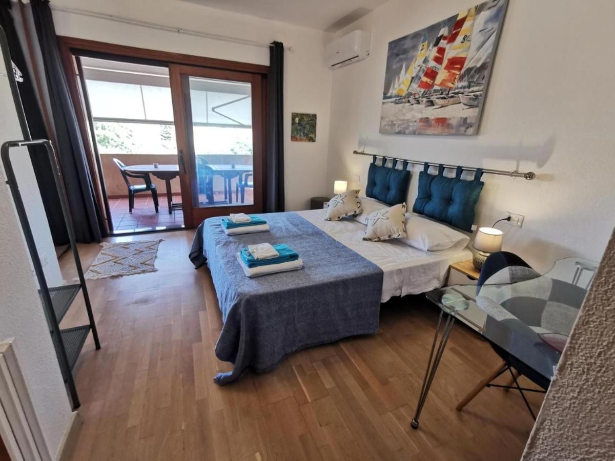 Comodo Appartamento Casa Razzoli Palau Exteriör bild